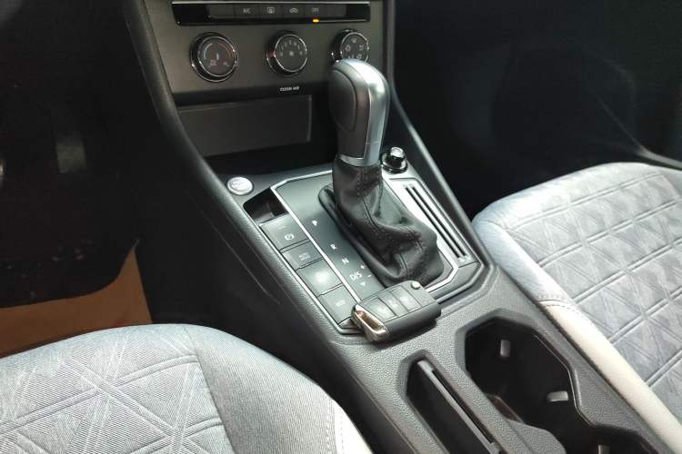 Used Volkswagen Lavida 2023 300TSI DSG Full-Comfort Edition