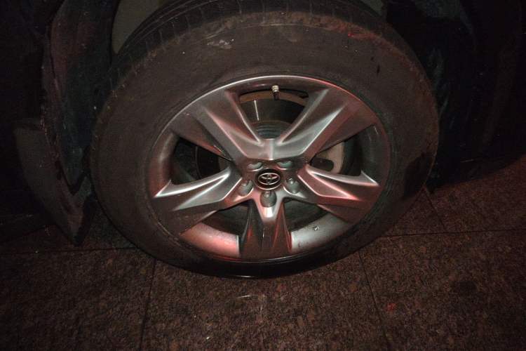 Used Toyota Highlander 2018 2.0T Four-Wheel Drive Luxury Version 7 Seats China VI Standard
