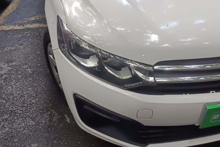 Used Citroen Elysee 2018 1.6L Manual Fashion Edition Right Front Headlight