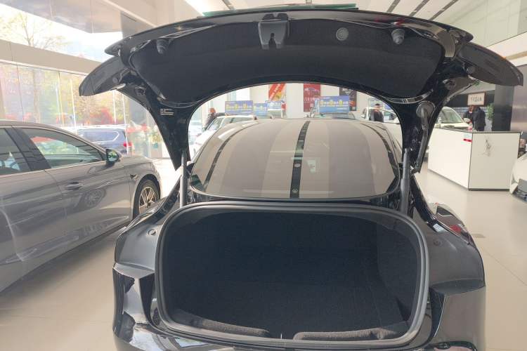 Used Tesla Model 3 2023 Long-Range All-Wheel-Drive Version