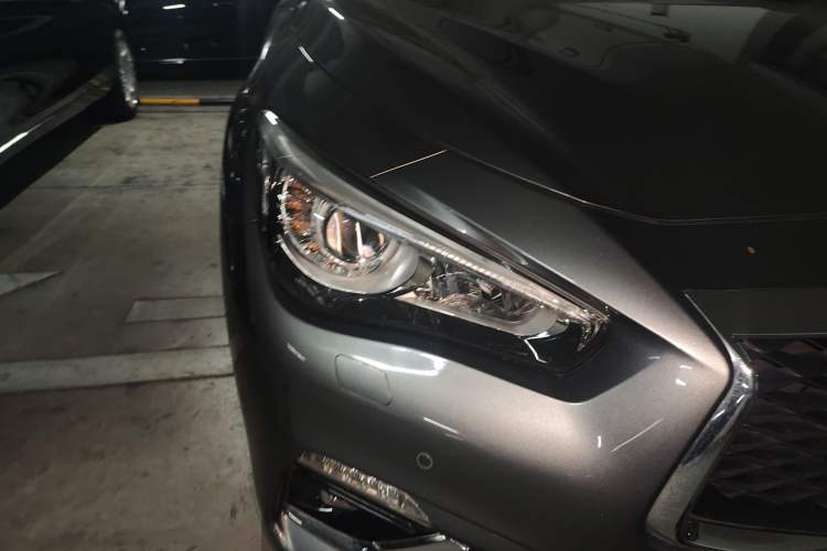 Used Infiniti Q50L 2018 2.0T Enjoyment Version China VI Standard Right Front Headlight