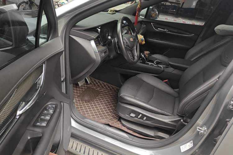 Used Cadillac XT5 2022 2.0T Four-Wheel Drive Luxury Version (Hummingbird Edition)
