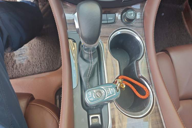 Used Buick Envision 2016 28T Four-Wheel Drive Luxury Model Gear Lever