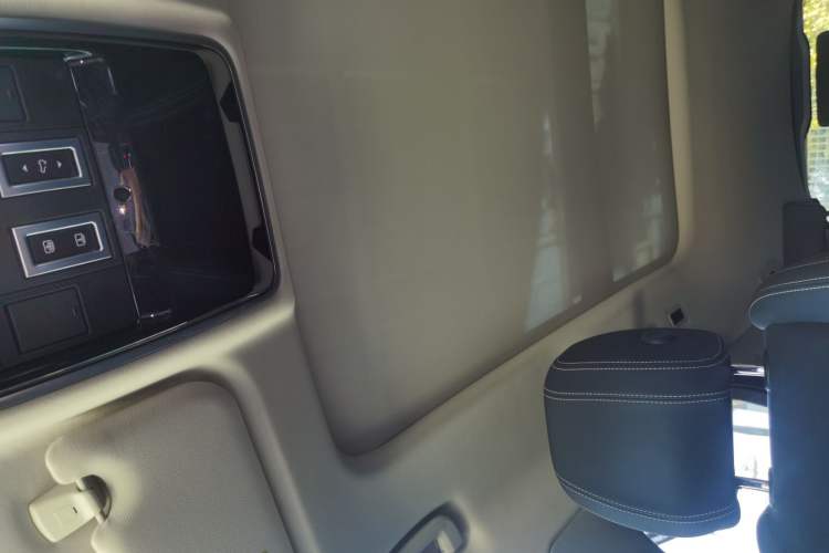 Used Land Rover Range Velar 2019 250 PS