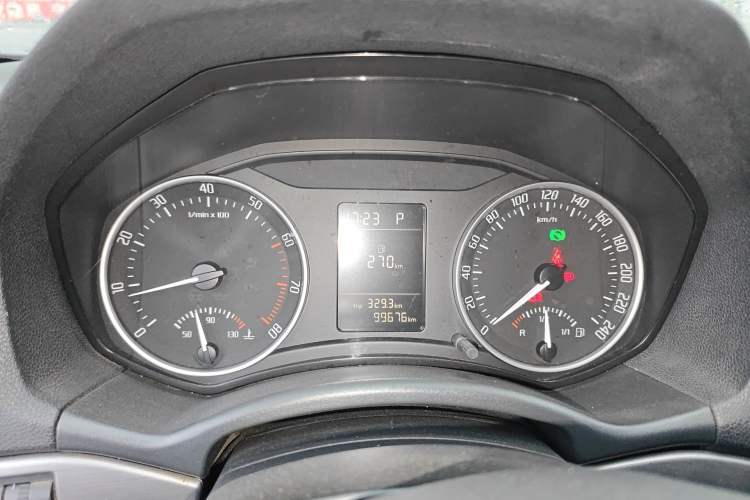 Used Skoda Octavia 2012 1.6L Automatic Yijie Edition Instrument Cluster