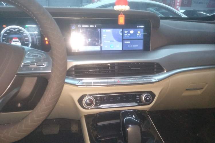 Used Bestune T77 2023 1.5T Automatic Luxury Model
