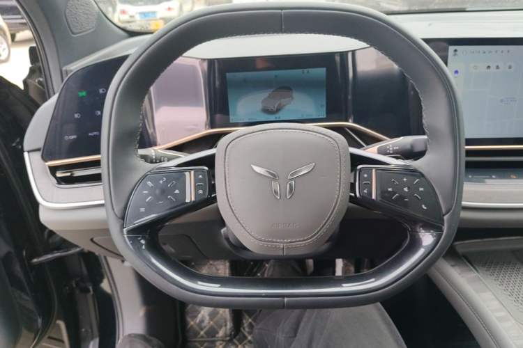 Used Hongqi Tiangong 08 2025 680 Ultra Four-Wheel-Drive Version