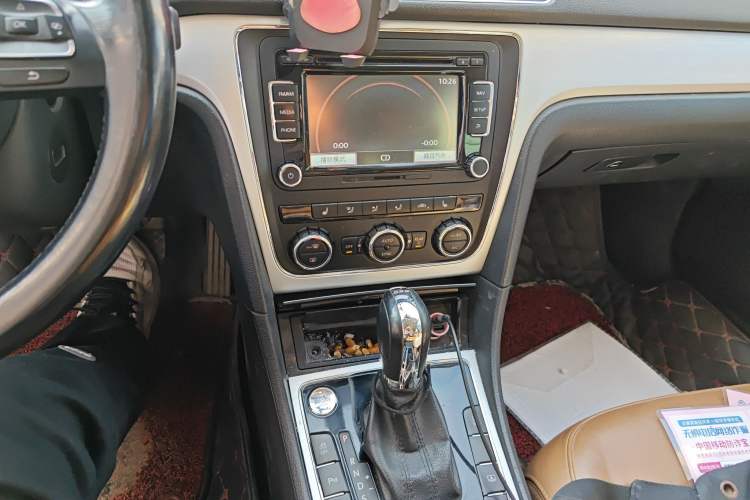 Used Volkswagen Passat 2015 1.8TSI DSG Prestige Edition
