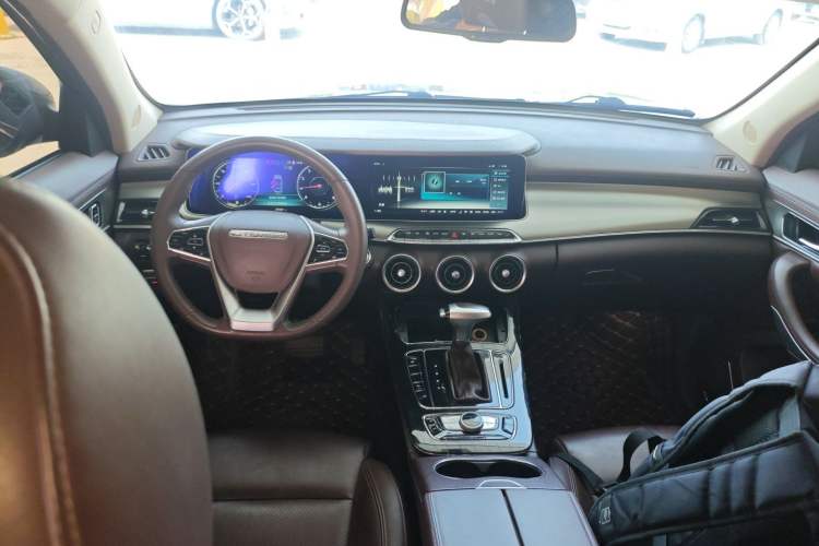 Used Leopaard Mattu 2018 1.6T GDI DCT Prestige Model Center Console