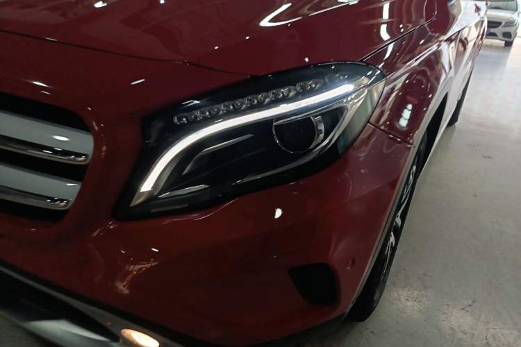 Used Mercedes-Benz GLA 2016 GLA 200 Fashion Model Left Front Headlight