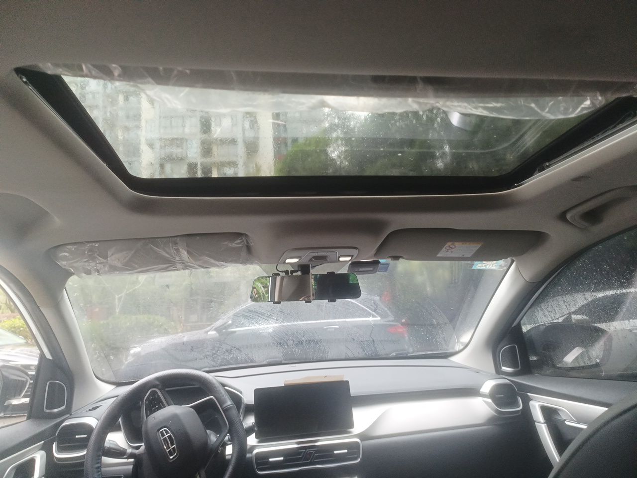 Geely Auto Coolray 2023 1.4T Manual Gold Edition — снимка 18