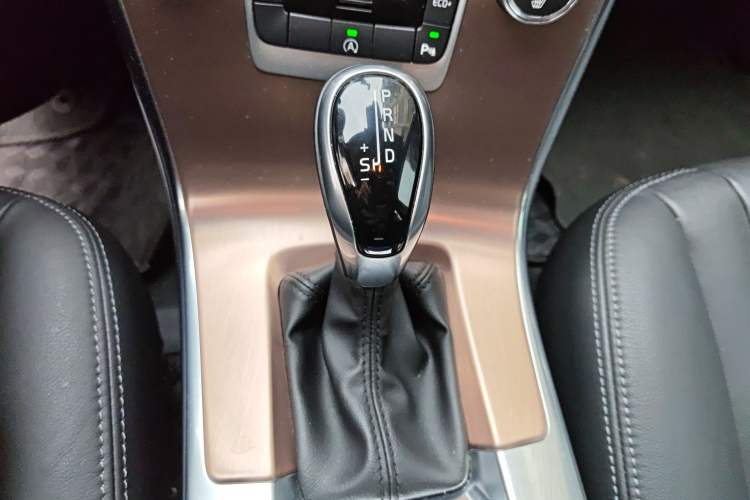 Used Volvo XC60 2017 T5 Smart Upgrade Edition
