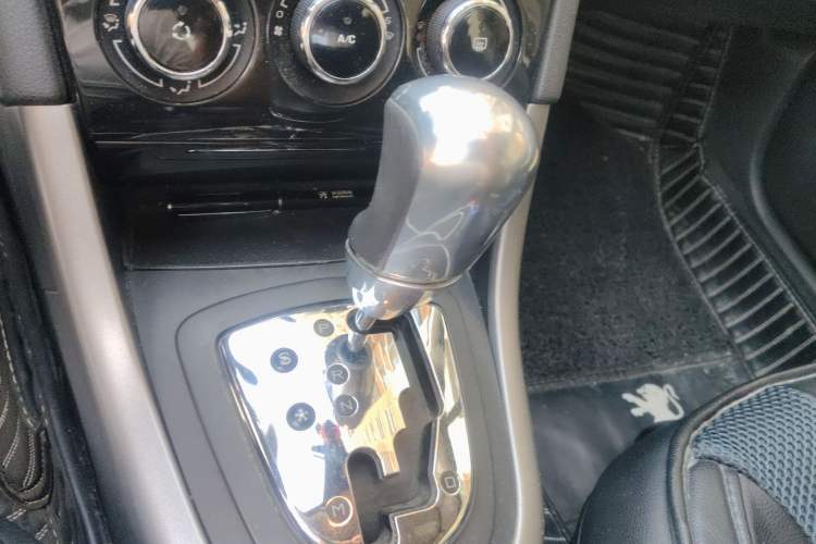 Used Peugeot 408 2013 1.6L Automatic Comfort Edition