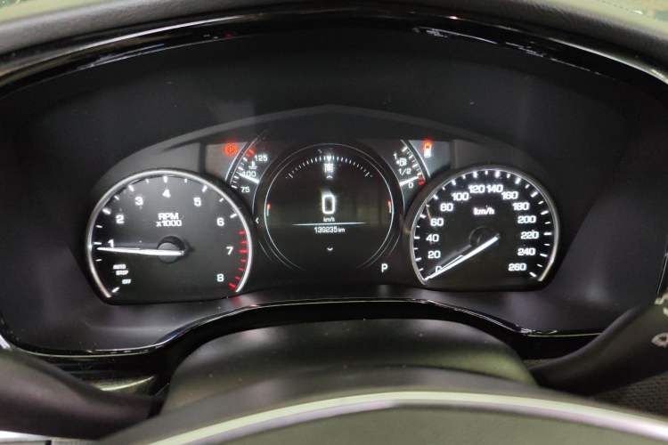 Used Cadillac XT5 2018 25T Luxury Model