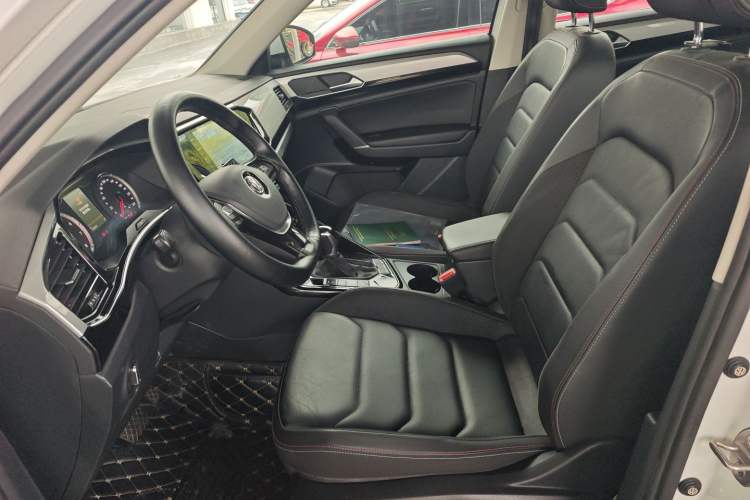 Used Volkswagen Tayron 2019 330TSI Two-Wheel Drive Luxury Model China VI Standard Left Front Seat