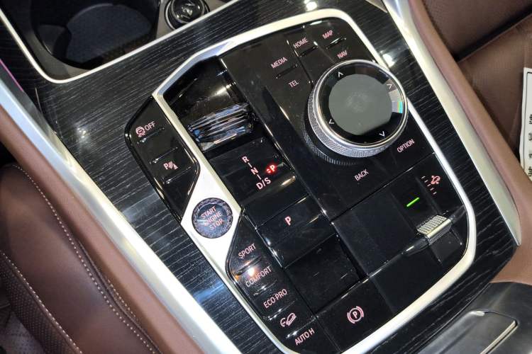 Used BMW X6 2023 xDrive40i M Sport Package