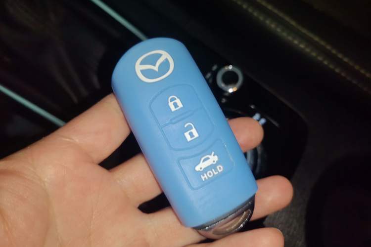 Used Mazda Mazda 3 Axela 2014 Sedan 1.5L Automatic Comfort Model