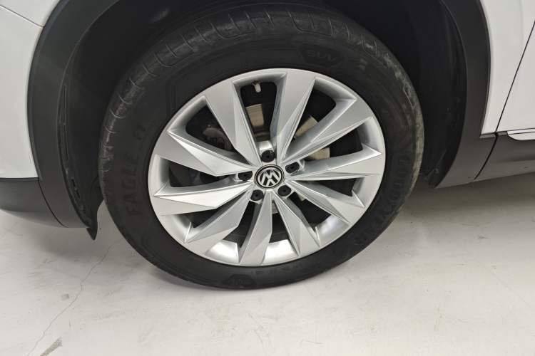 Used Volkswagen Tayron 2020 330TSI Two-Wheel Drive Luxury Connected Pro Edition
