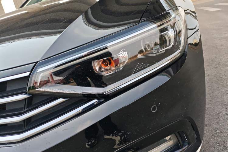 Used Volkswagen Magotan 2020 330TSI DSG Leading Model
