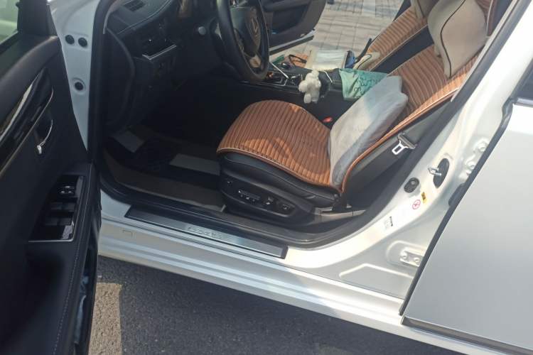 Used Lexus ES 2016 200 Midnight Special Limited Edition Driver Seat