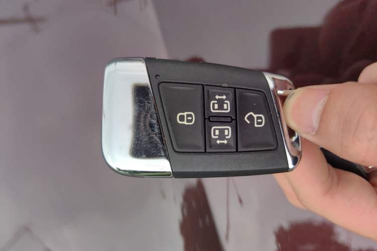 Used Volkswagen Viloran 2020 330TSI Luxury Edition Vehicle Key