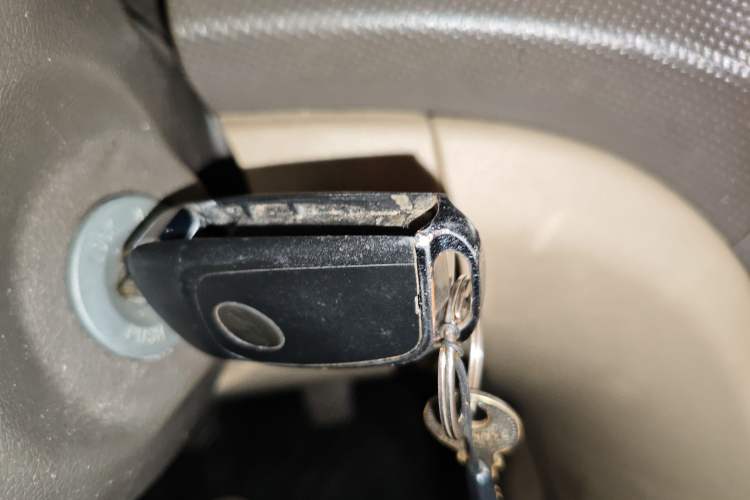 Used Hyundai Verna (older generation) 2010 Sedan 1.4L Manual Comfort GS
