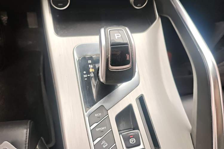 Used Geely Auto Coolray 2019 260T DCT Knight China V Standard
