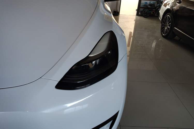 Used Tesla Model Y 2022 Rear-Wheel-Drive Version
