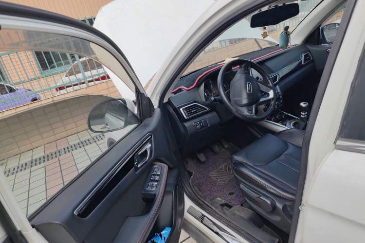 Used Zotye Domy X5 2015 1.5T Manual Luxury Model China V Standard Driver Seat