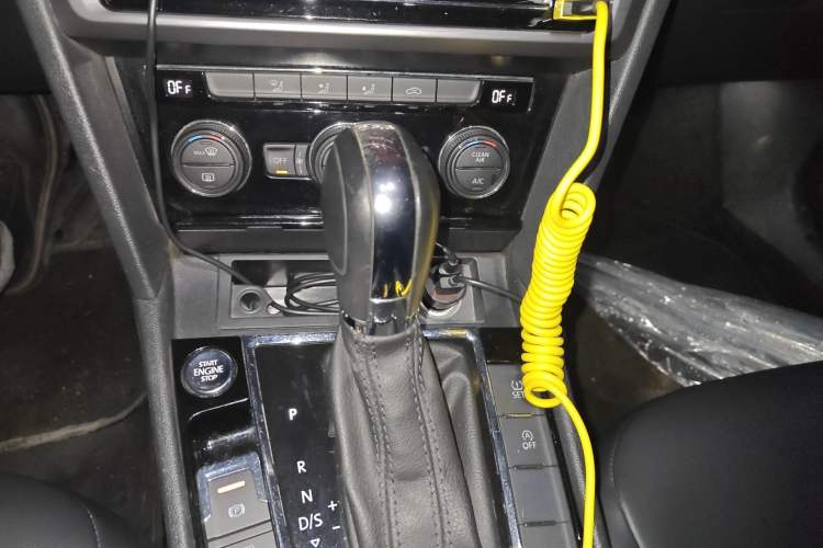 Used Volkswagen Lamando 2019 280TSI DSG Comfort Edition China VI standard
