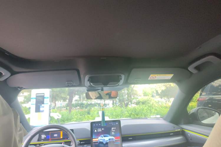 Used Ford Mustang Mach-E 2024 Trend Edition (Long-Range) Headliner