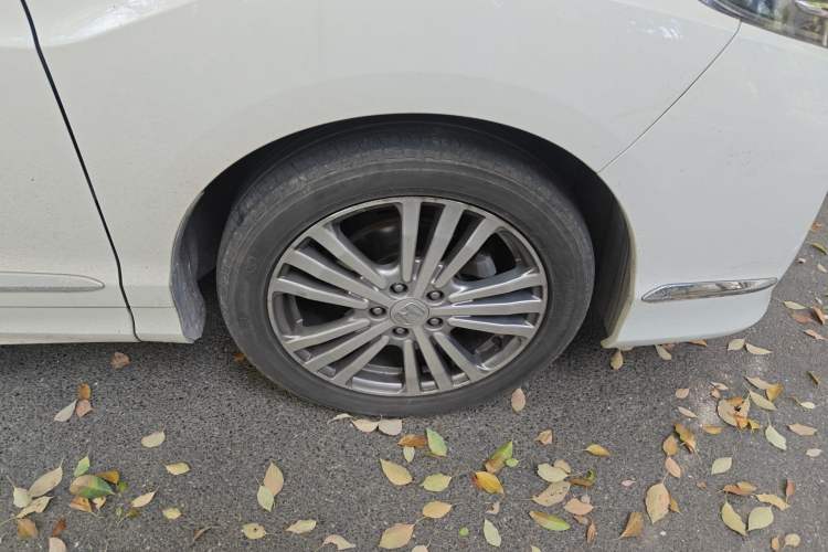 Used Honda Elysion 2016 2.4L Supreme Edition Right Front Wheel Hub