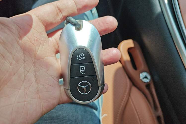 Used Mercedes-Benz GLC 2025 Refresh GLC 260 L 4MATIC Dynamic Edition Vehicle Key