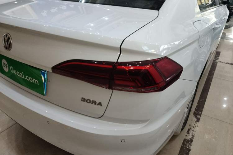 Used Volkswagen Bora 2020 1.5L Manual Fashion Edition Right Rear Taillight