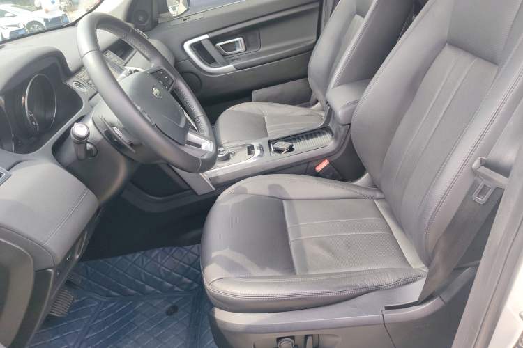 Used Land Rover Discovery Sport 2018 240 PS SE Version Left Front Seat