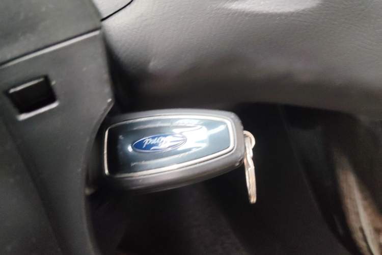 Used Ford Focus 2015 Sedan 1.6L Automatic Trend Model
