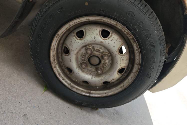 Used CHANGAN KAICHENG Star 2 2012 1.0L Base Version JL466Q9 Right Front Wheel Hub
