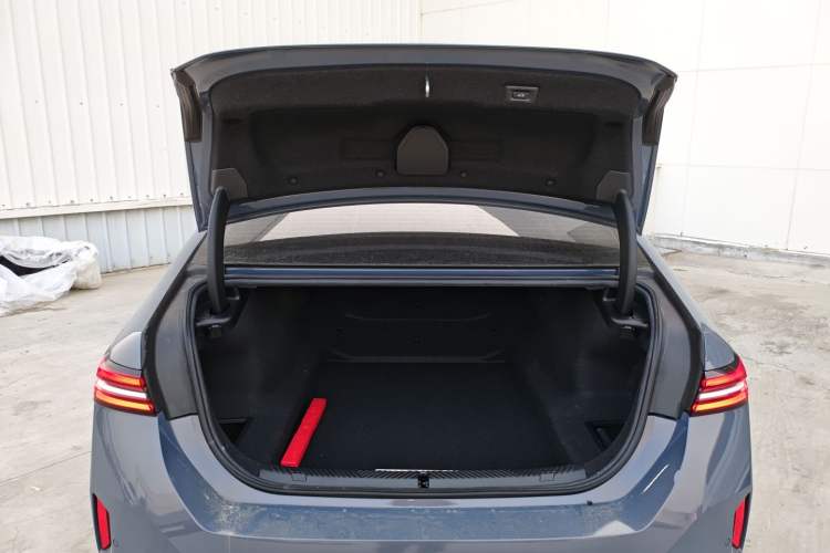 Used BMW 5 Series 2024 525Li M Sport Package