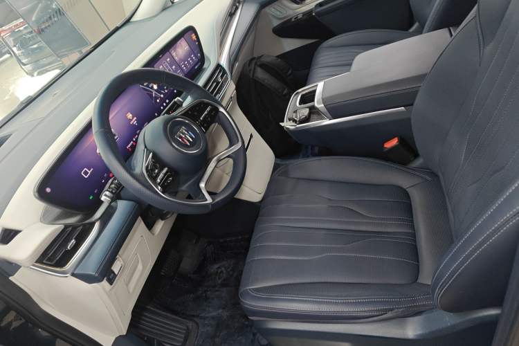 Used Buick Century 2023 2.0T Four-Seat Private Edition Left Front Seat