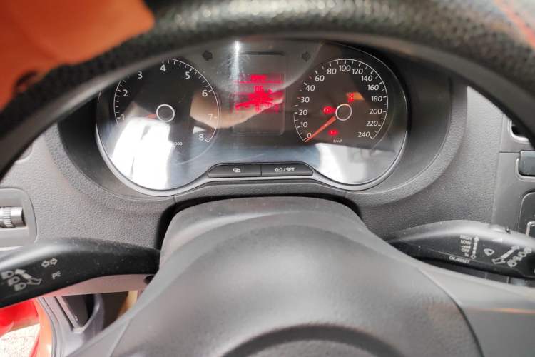 Used Volkswagen Polo 2011 1.4L Manual ZhiShang Edition Instrument Cluster