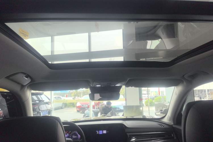 Used Hongqi HS5 2023 2.0T Qixiang Pro Edition