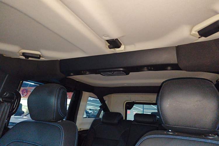 Used BAIC Off-Road BJ40 2020 2.0T Automatic Four-Wheel Drive Urban Hunter Edition Chivalrous Type