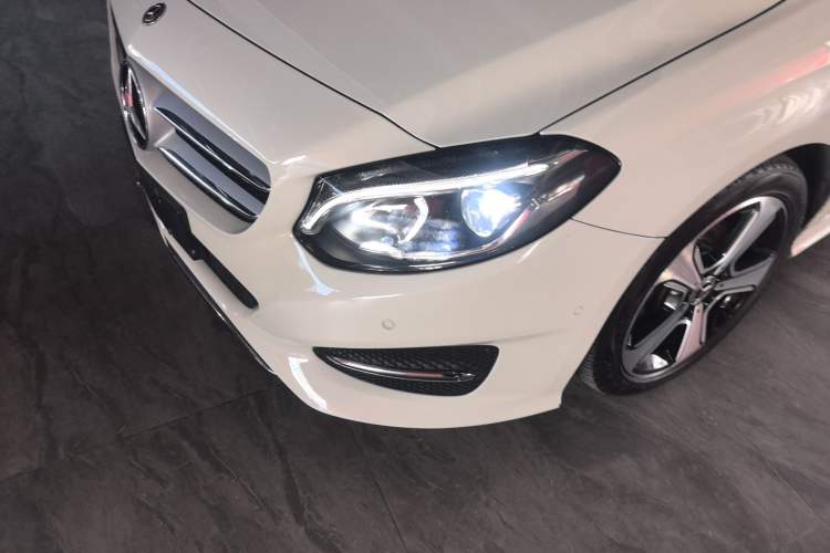 Used Mercedes-Benz B-Class 2017 B 200 Fashion Model
