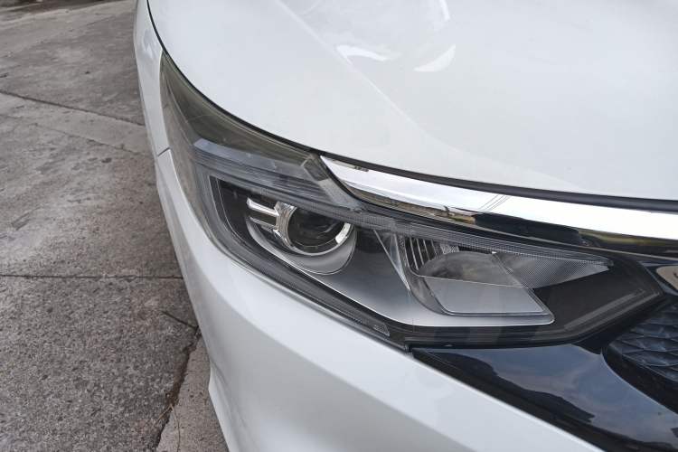 Used Honda Crider 2019 180 Turbo CVT Luxury Edition China V Right Front Headlight