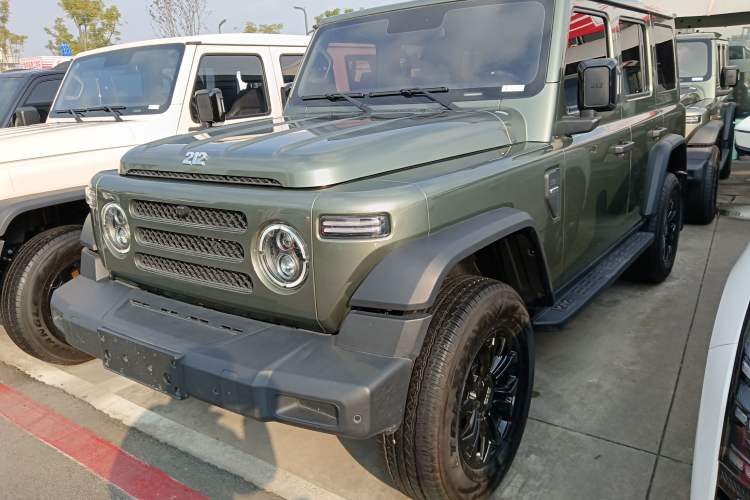 Used 212 T01 2024 2.0T Mechanic