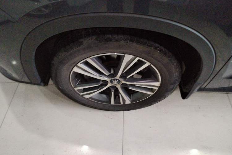 Used BYD Song Pro 2019 1.5T Automatic Luxury Model Left Front Wheel Hub