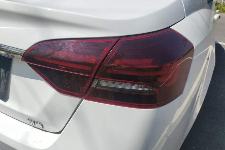 Used Geely Auto Emgrand 2021 UP 1.5L CVT Comfort Model Exterior 3