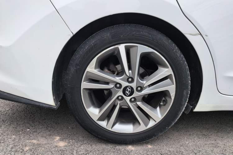 Used Hyundai Elantra (6th Generation / Lingdong) 2016 1.6L Automatic ZhiXuan – Elite Version Right Rear Wheel Hub