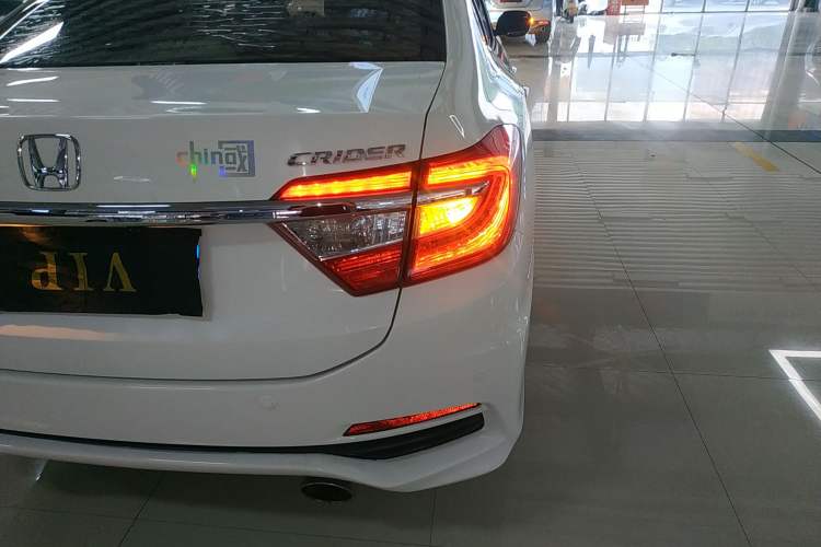 Used Honda Crider 2015 1.8L automatic luxury edition Right Rear Taillight