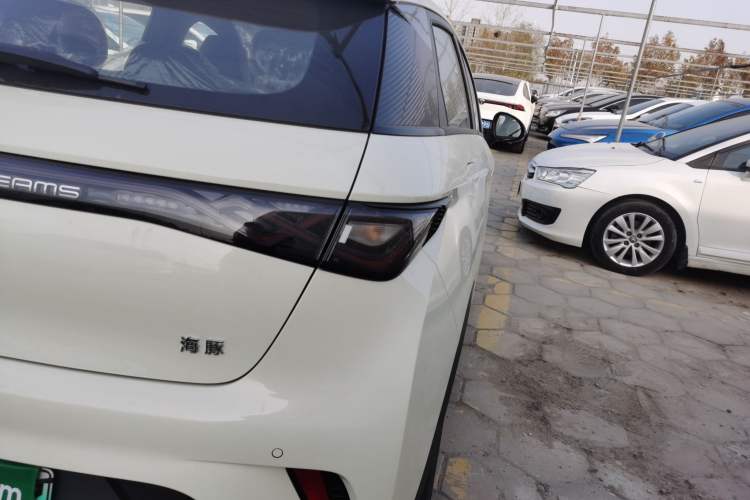 Used BYD Dolphin 2025 420km Free Edition
